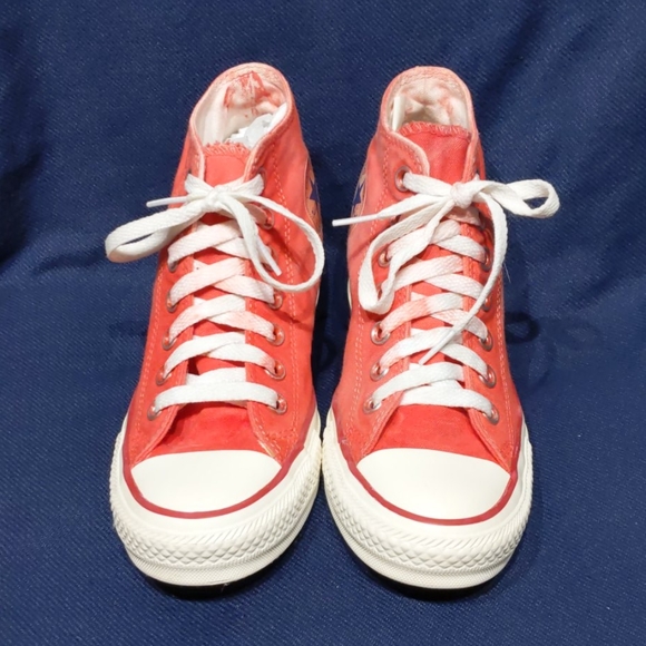 Converse Chuck Taylor Hidden Wedge Platform Shoes - Picture 5 of 12